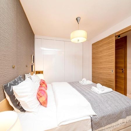Golden Apartment With Air Condition By Your Freedom Βαρσοβία Εξωτερικό φωτογραφία