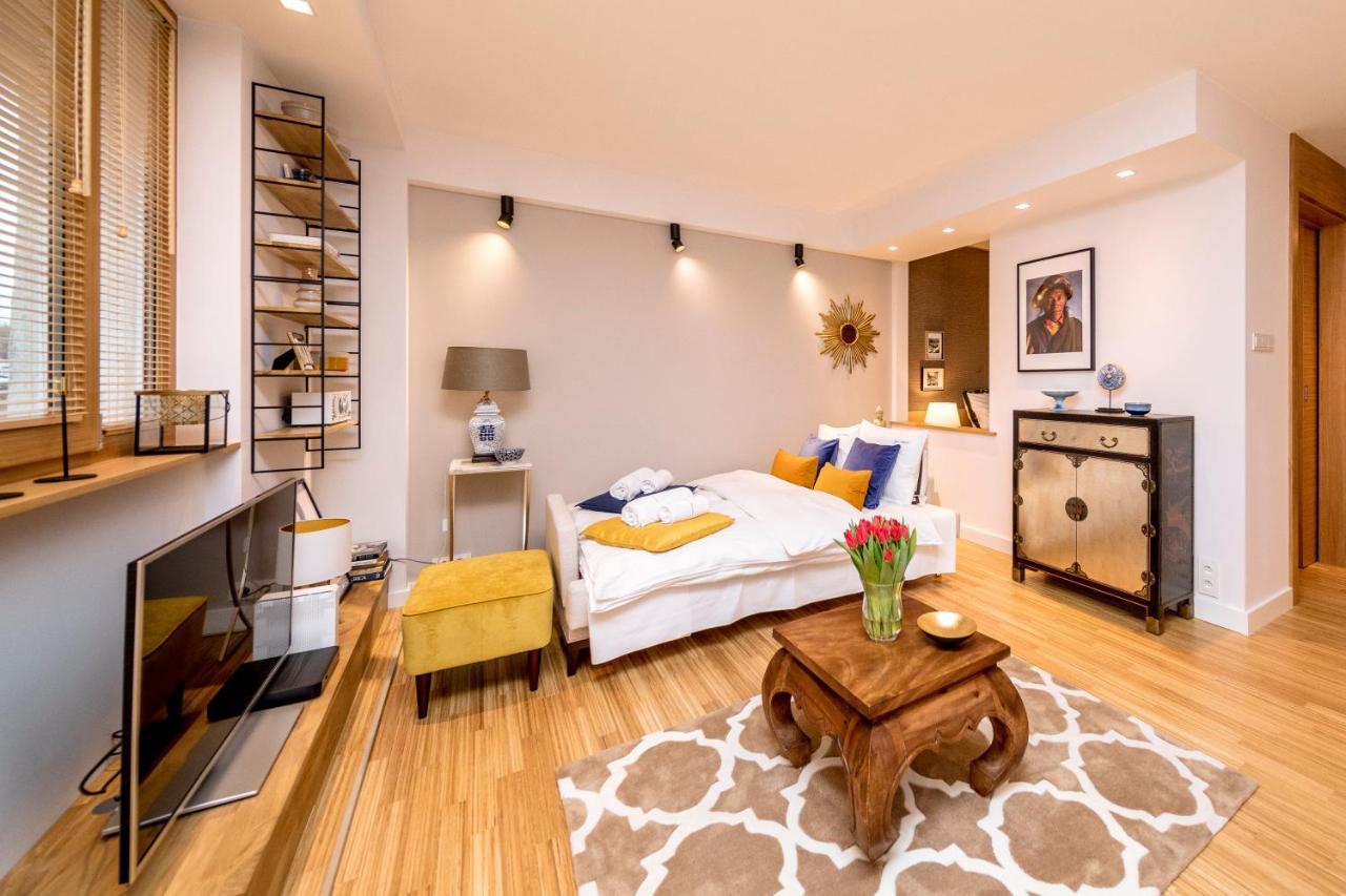 Golden Apartment With Air Condition By Your Freedom Βαρσοβία Εξωτερικό φωτογραφία