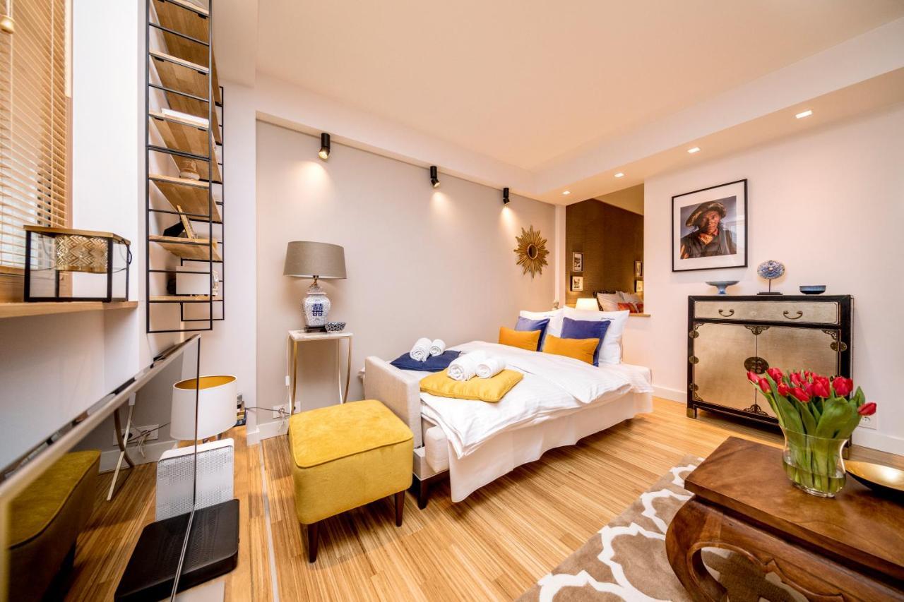 Golden Apartment With Air Condition By Your Freedom Βαρσοβία Εξωτερικό φωτογραφία